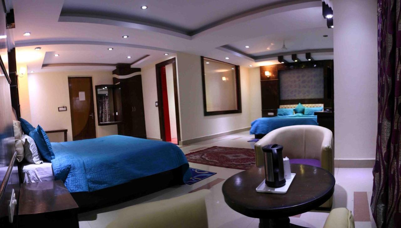 Hotel Raj Mandir Haridwār Zewnętrze zdjęcie