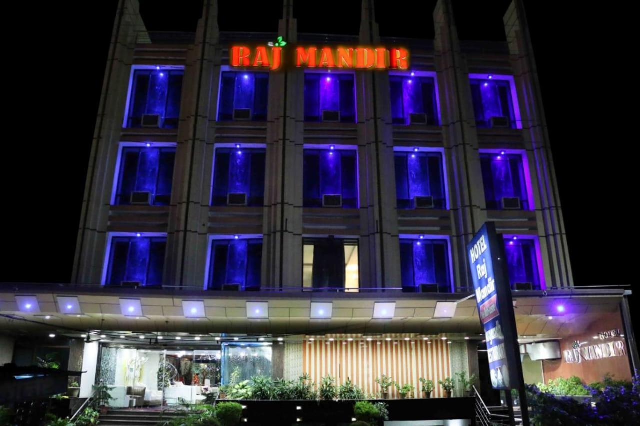 Hotel Raj Mandir Haridwār Zewnętrze zdjęcie