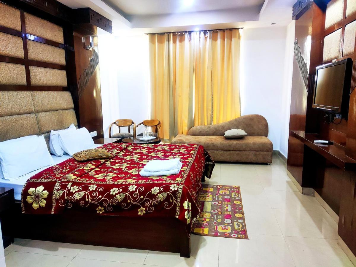 Hotel Raj Mandir Haridwār Zewnętrze zdjęcie