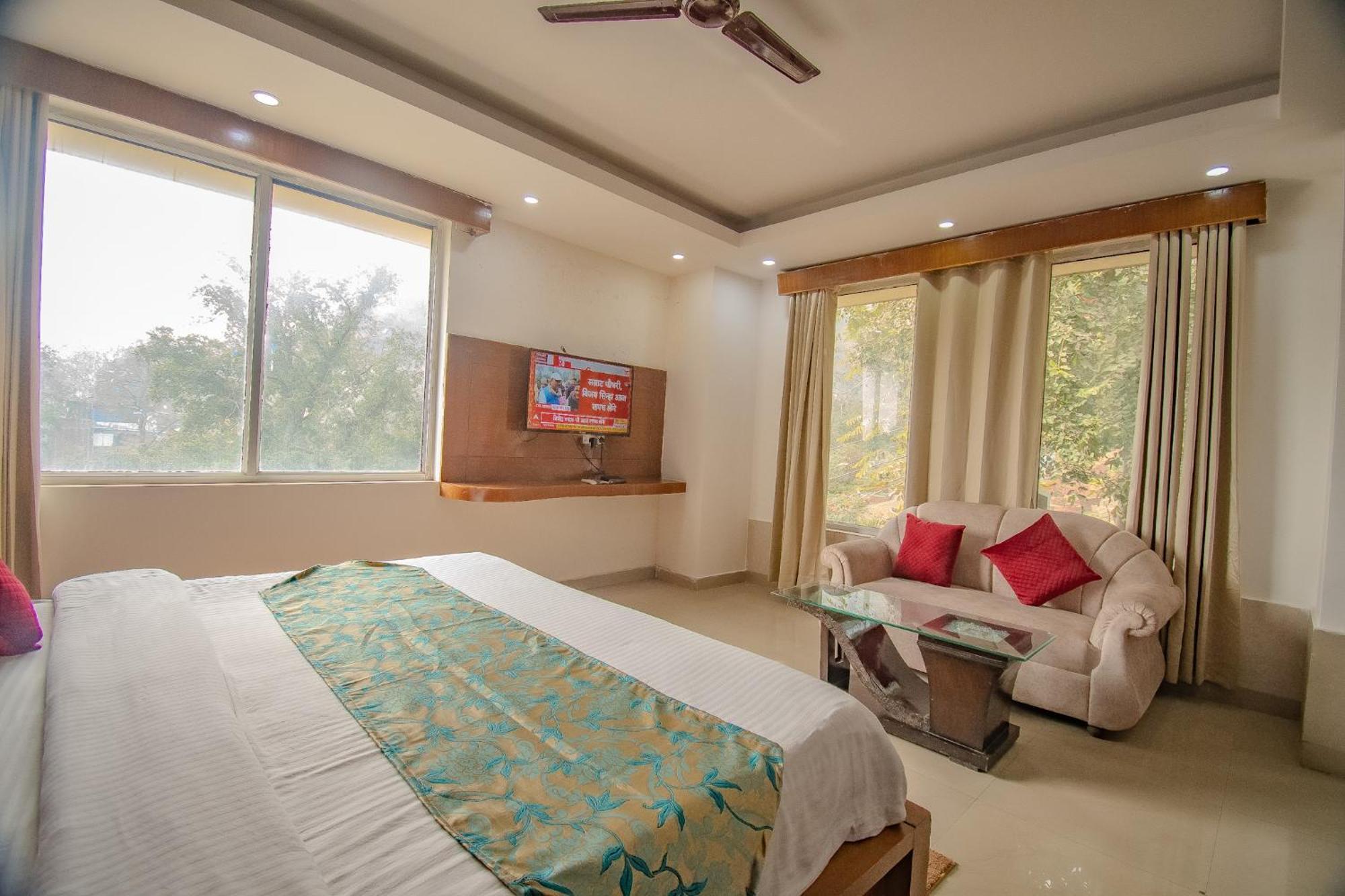 Hotel Raj Mandir Haridwār Zewnętrze zdjęcie