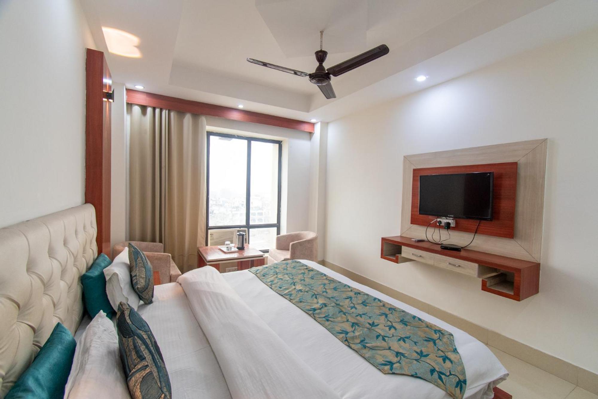 Hotel Raj Mandir Haridwār Zewnętrze zdjęcie