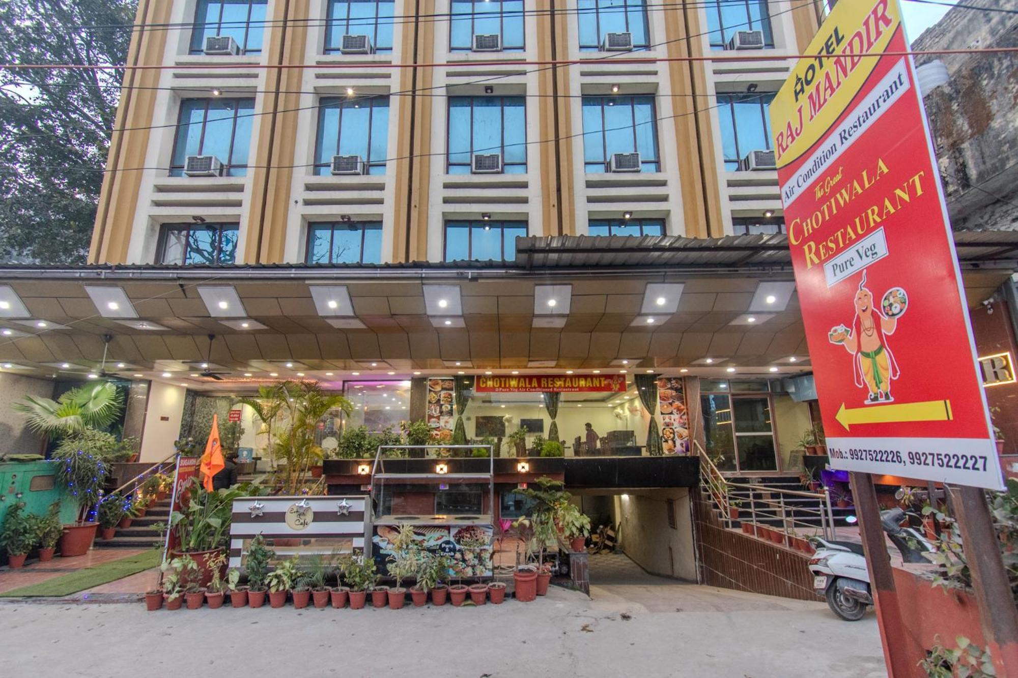 Hotel Raj Mandir Haridwār Zewnętrze zdjęcie