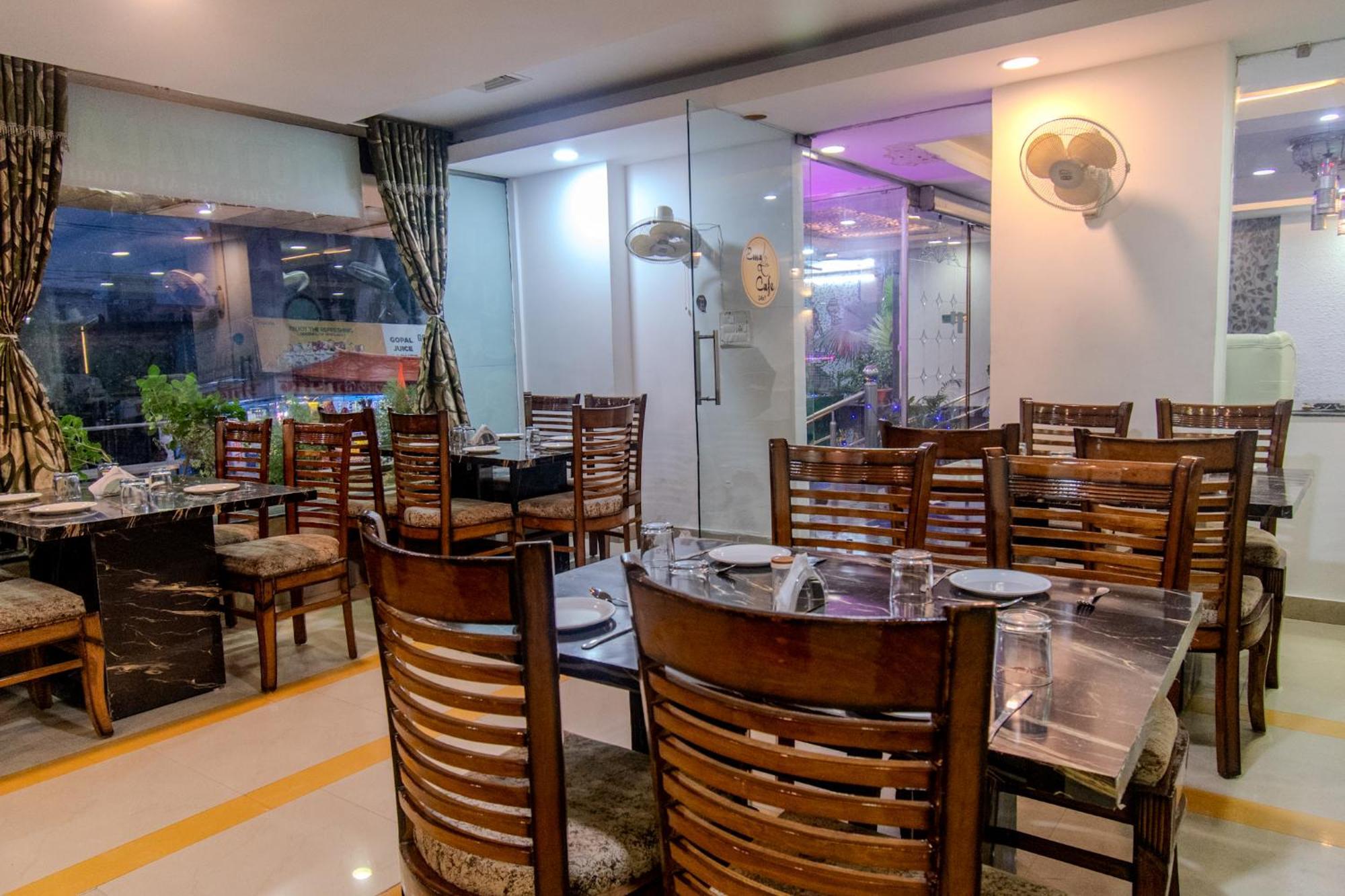 Hotel Raj Mandir Haridwār Zewnętrze zdjęcie