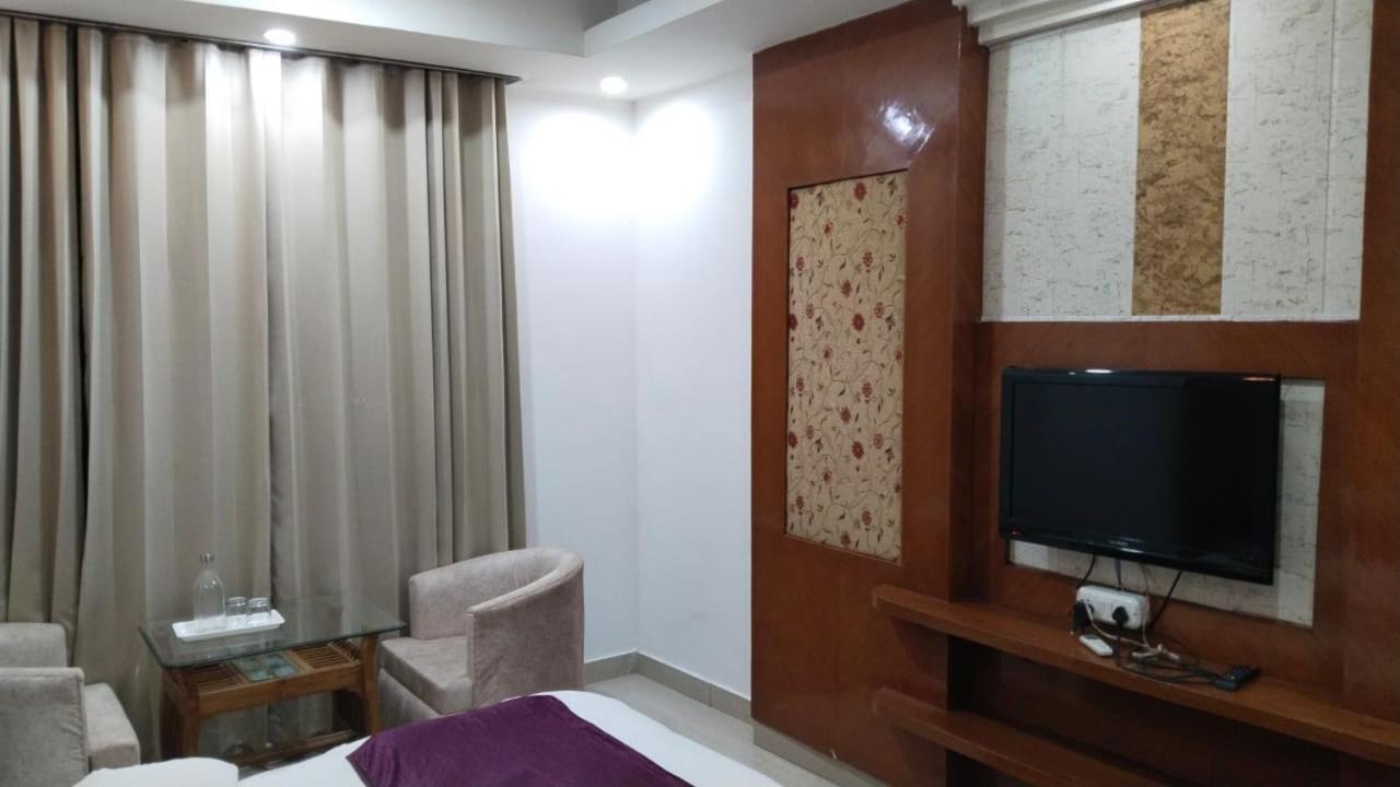 Hotel Raj Mandir Haridwār Zewnętrze zdjęcie