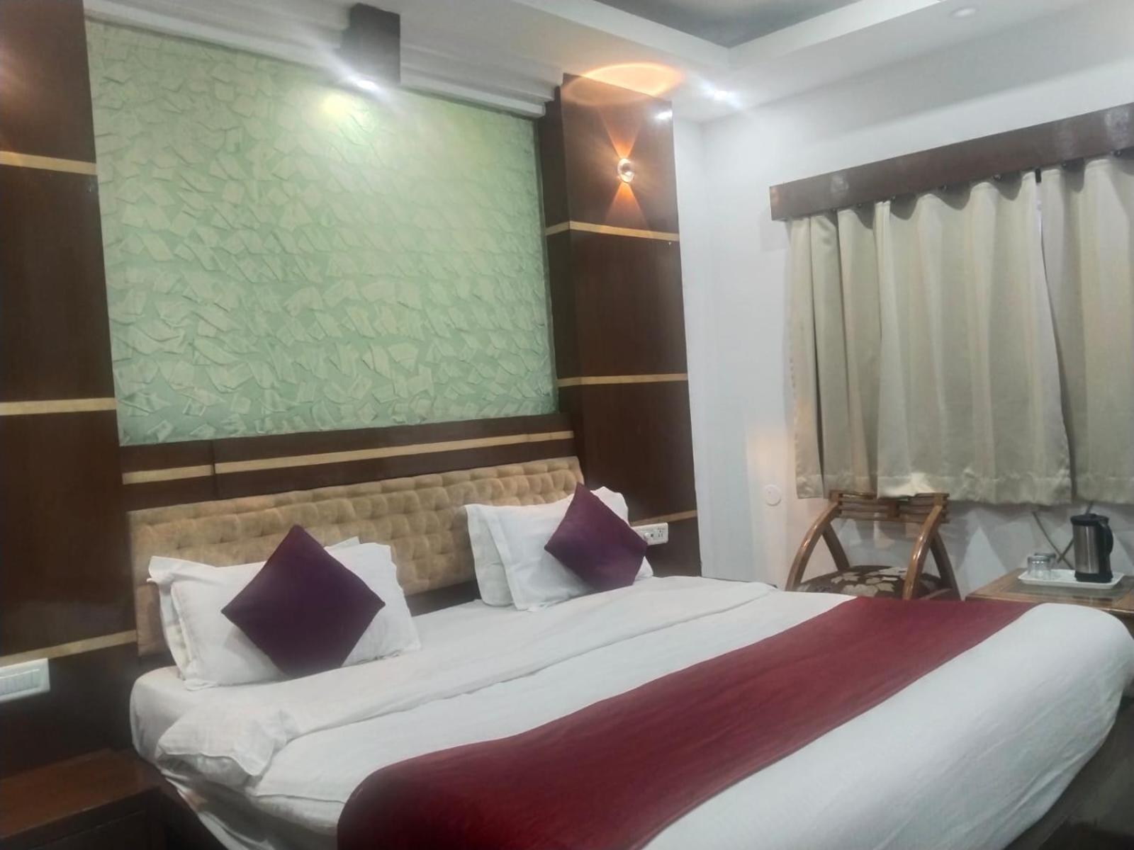 Hotel Raj Mandir Haridwār Zewnętrze zdjęcie