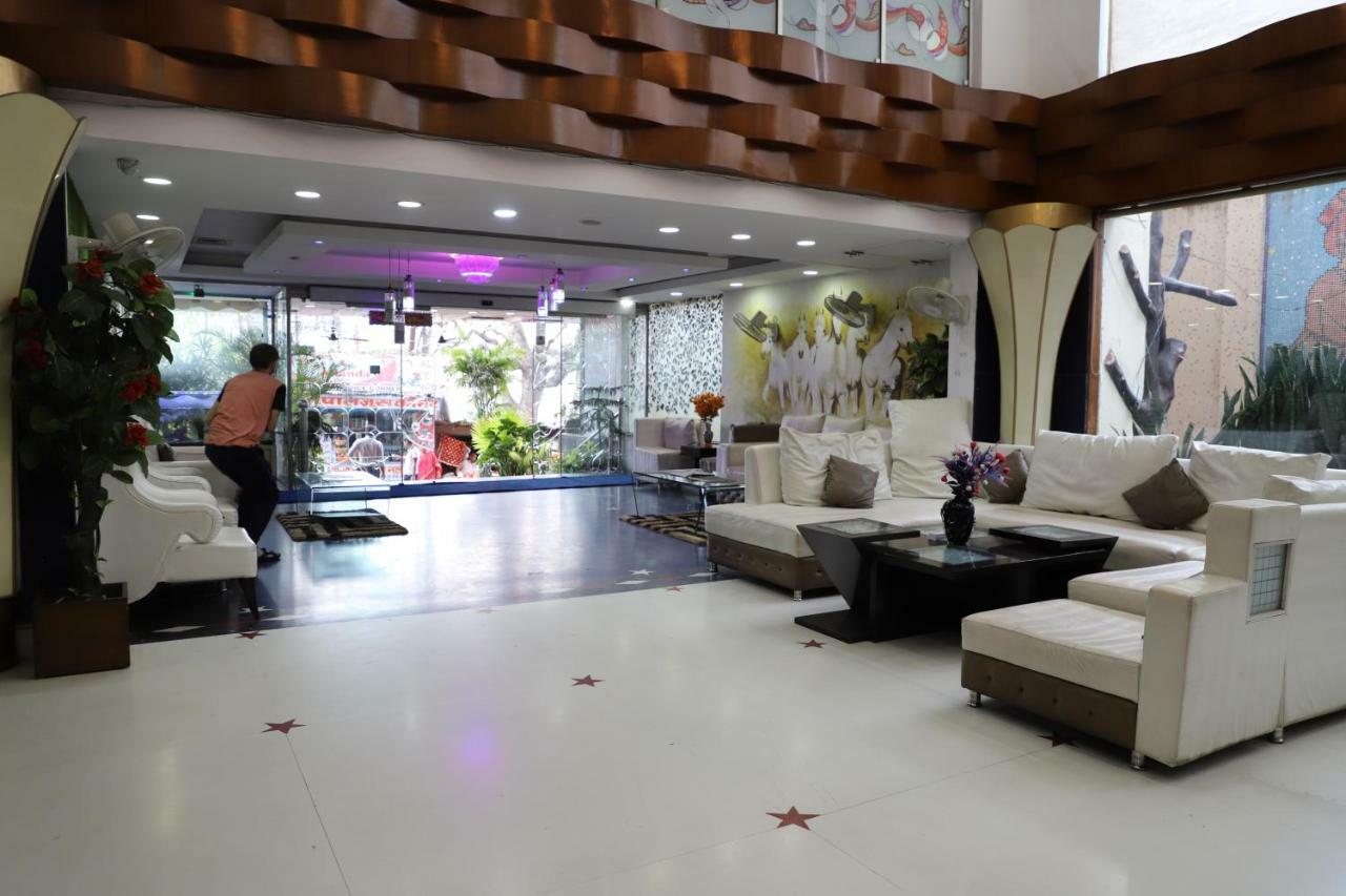 Hotel Raj Mandir Haridwār Zewnętrze zdjęcie
