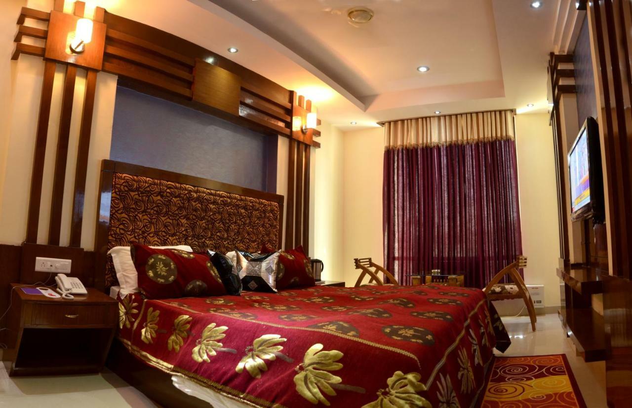 Hotel Raj Mandir Haridwār Zewnętrze zdjęcie